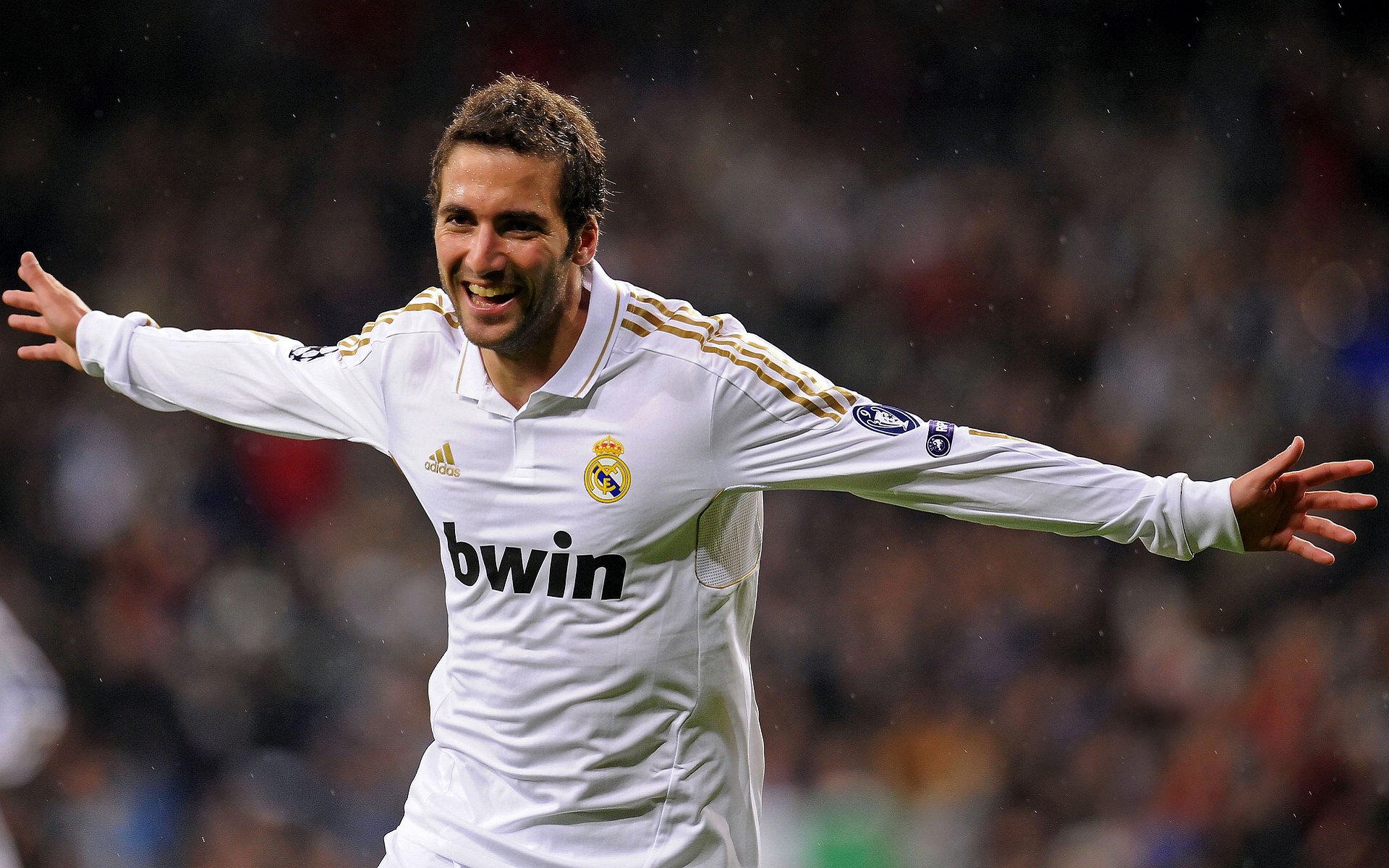 乐鱼体育app官方入口-4620万欧“水货”逆袭！加纳乔4场造4球，开启职业生涯新篇章